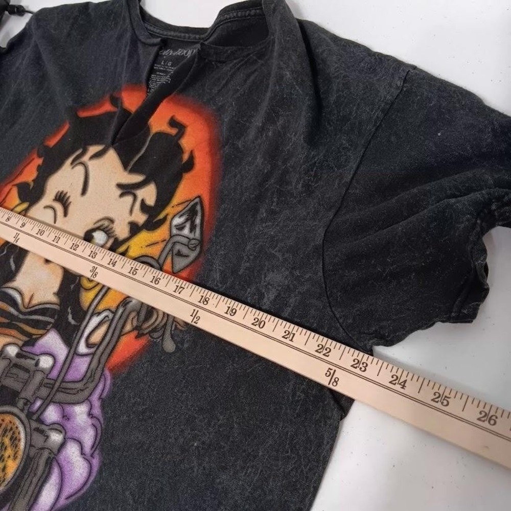 Betty Boop Shirt Womens Large‎ Black Acid Wash Graphic Airbrush Motorcycle Biker - Picture 6 of 8